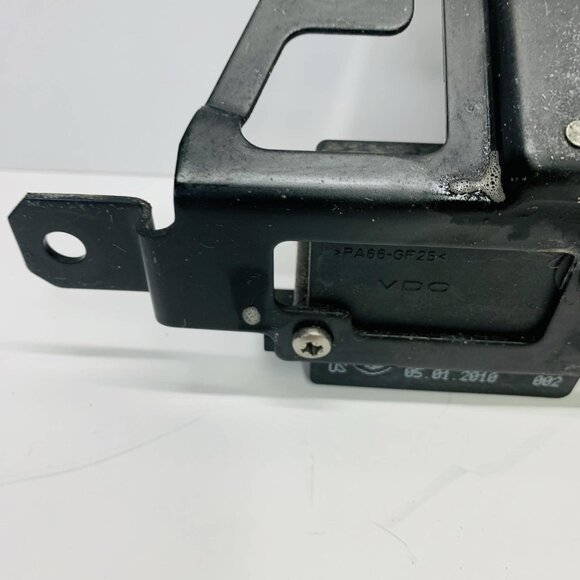 OEM 2007-2010 BMW X3 3.0L Rear Trunk Tailgate Latch Lock Actuator 7201561 - Picture 13 of 16